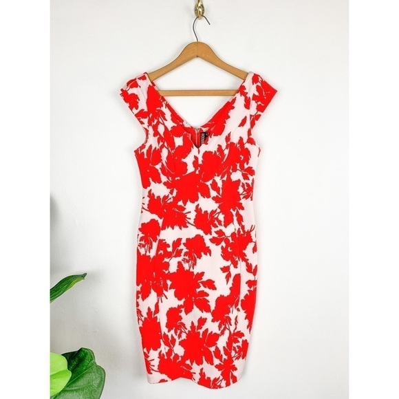 Yoana Baraschi Dresses & Skirts - Yoana Baraschi Red Floral Body-Con Formal Cocktail Dress Sz 6